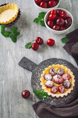 Little cherries tarts