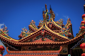 Fototapeta premium Dach eines chinesischen Tempel in Asien, Detail 