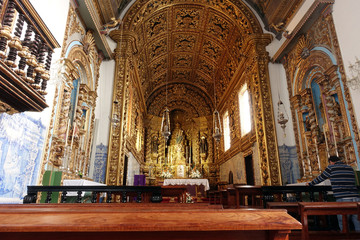Fototapeta premium Kirche Sao Jose am Platz des 5. Oktober