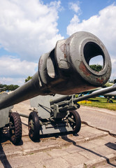 Close up o a divisional guns