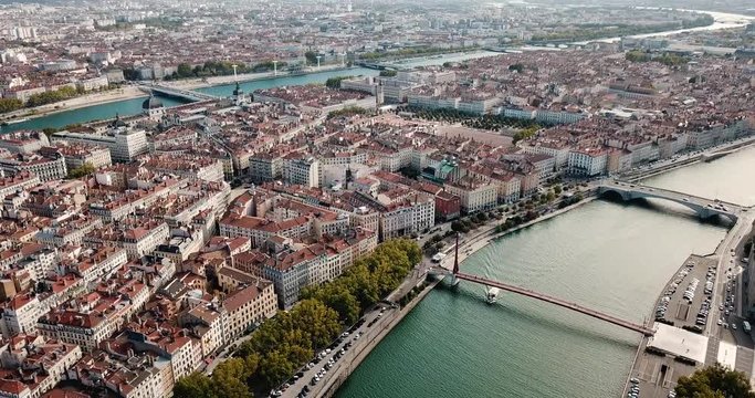 「Lyon」の画像 - 739,593 件の Stock 写真、ベクターおよびビデオ | Adobe Stock