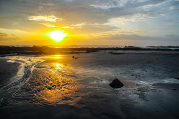 Couché de soleil sur la plage de Santa Teresa au Costa Rica