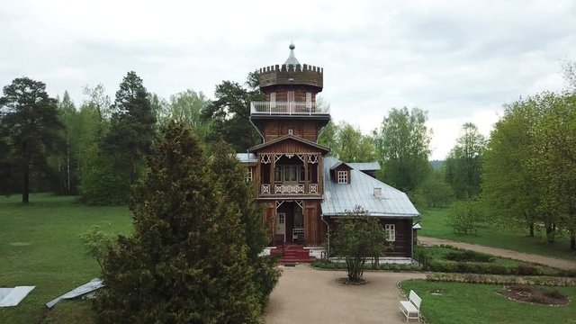 Spring at the I.E. Manor Museum Repina Zdravnevo