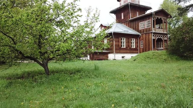 Spring at the I.E. Manor Museum Repina Zdravnevo