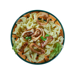 Pasta Campanelle con calamari