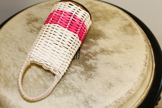 Caxixi - Rhythmus und Percussioninstrumente 