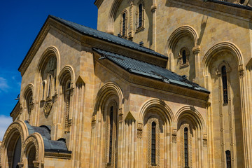 Fototapeta na wymiar Sameba cathedral in Tbilisi, Georgia