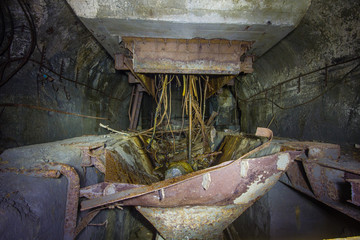 Underground mineshaft gold iron ore tunnel ore crusher