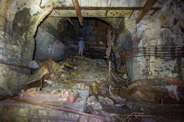 Underground mineshaft gold iron ore tunnel ore crusher