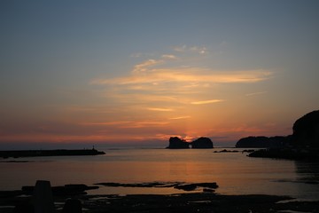 円月島に沈む夕日