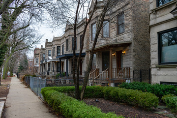 Fototapeta premium Row of Homes in Logan Square Chicago 