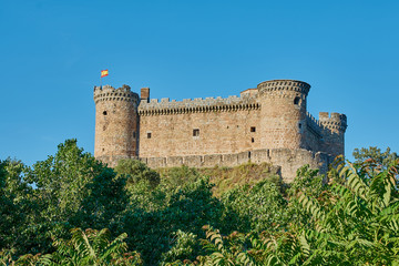 Castillo con la bandera española