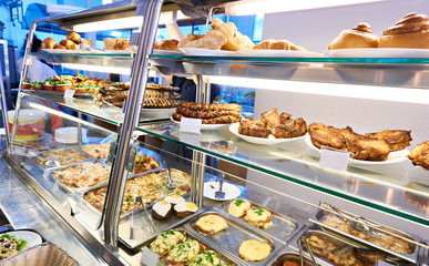Meat dishes in public dining