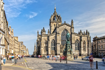Fototapeta na wymiar St Giles Cathedral in Edinburgh , Scotland