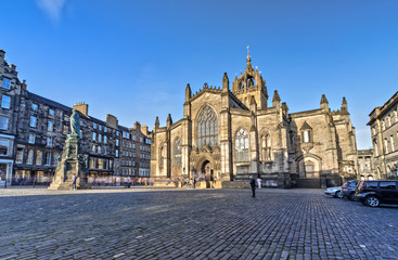 Fototapeta na wymiar St Giles Cathedral in Edinburgh , Scotland
