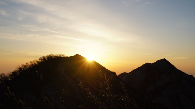 大山山頂からの日の出