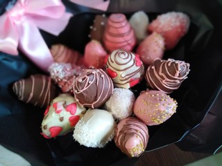 Клубничный букет