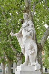 Fototapeta premium Madrid Royal Palace sculpture