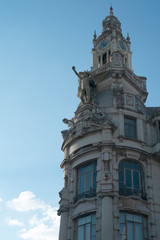 Fototapeta na wymiar building facade in Porto, Portugal