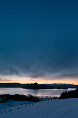 Fototapeta na wymiar 日本・北海道洞爺湖、冬の風景