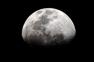 Moon close up / The Moon is an astronomical body that orbits planet Earth and is Earth's only permanent natural satellite