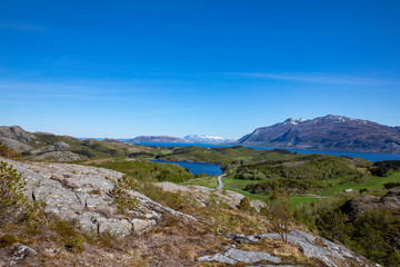 Fototapeta na wymiar On the hiking trail Mofjellet