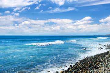 Fototapeta na wymiar Beautiful ocean view with a beautiful cloudy sky. Seascape.