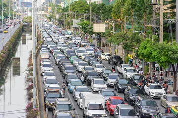 Zelfklevend Fotobehang Traffic jam in Bangkok city in long weekend © rukawajung