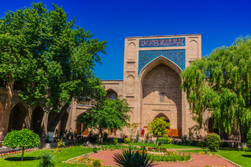 Fototapeta na wymiar Kukeldash Madrasah, medieval madrasa in Tashkent, Uzbekistan