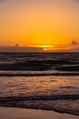 Obraz premium sunrise at the sea