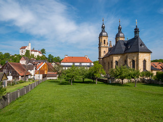 Fototapeta na wymiar Basilika und Schloss in Gößweinstein Fränkischen Schweiz