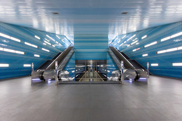 Hamburg Überseequartier U4 U-Bahn Rolltreppe