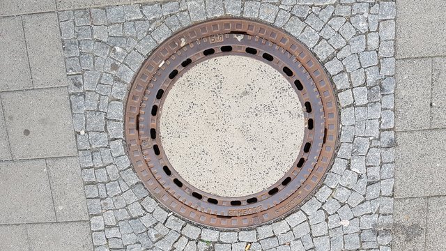 Gullideckel Schachtabdeckung Schachtdeckel