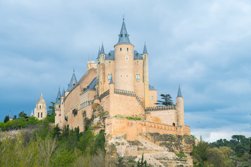 Fototapeta na wymiar amazing view of alcazar royal castle of segovia, Spain