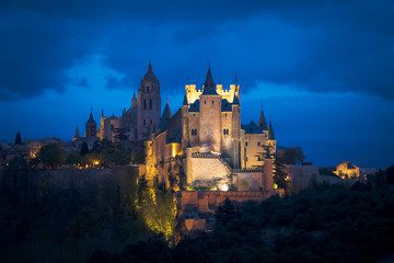 amazing view of alcazar royal castle of segovia, Spain - obrazy, fototapety, plakaty