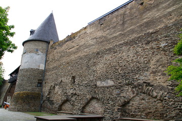 Stadtmauer in der Altstadt von Andernach am Rhein