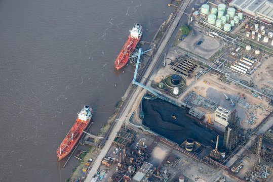 Aerial image of ships loading at the Esso Axion and Puerto DEPSA in the port of Campana