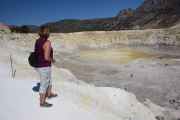 Stefanos-Krater auf Nyssiros © Fotolyse
