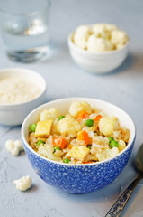 Cauliflower green peas rice