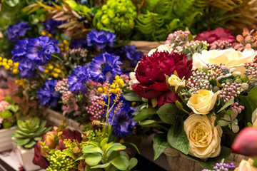 Obraz na płótnie Canvas Flower bouquet on the summer festival market
