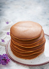 a stack of pancakes on a plate, breakfast, copy space, close-up