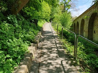 Obraz premium old stone bridge in the park