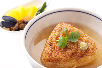 焼きおにぎり茶漬け