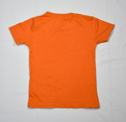  colored t shirt suitable  for summer season