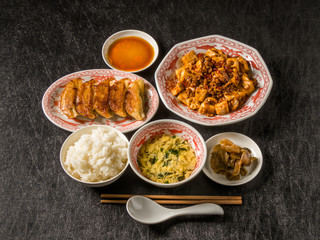 麻婆豆腐定食　Chinese set meal