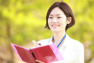 Fototapeta premium 女性社員イメージ