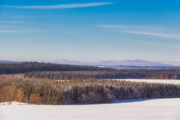 Jahreszeit Winter Blick zum Brocken