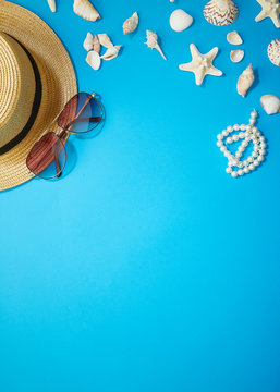 Summer accessories holiday banner background