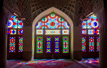 Fototapeta na wymiar early morning sun enlights mosque window #mosaicinthepinkmosque