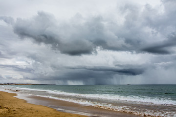 burzowe chmury nad morzem  © VinyLove Foto